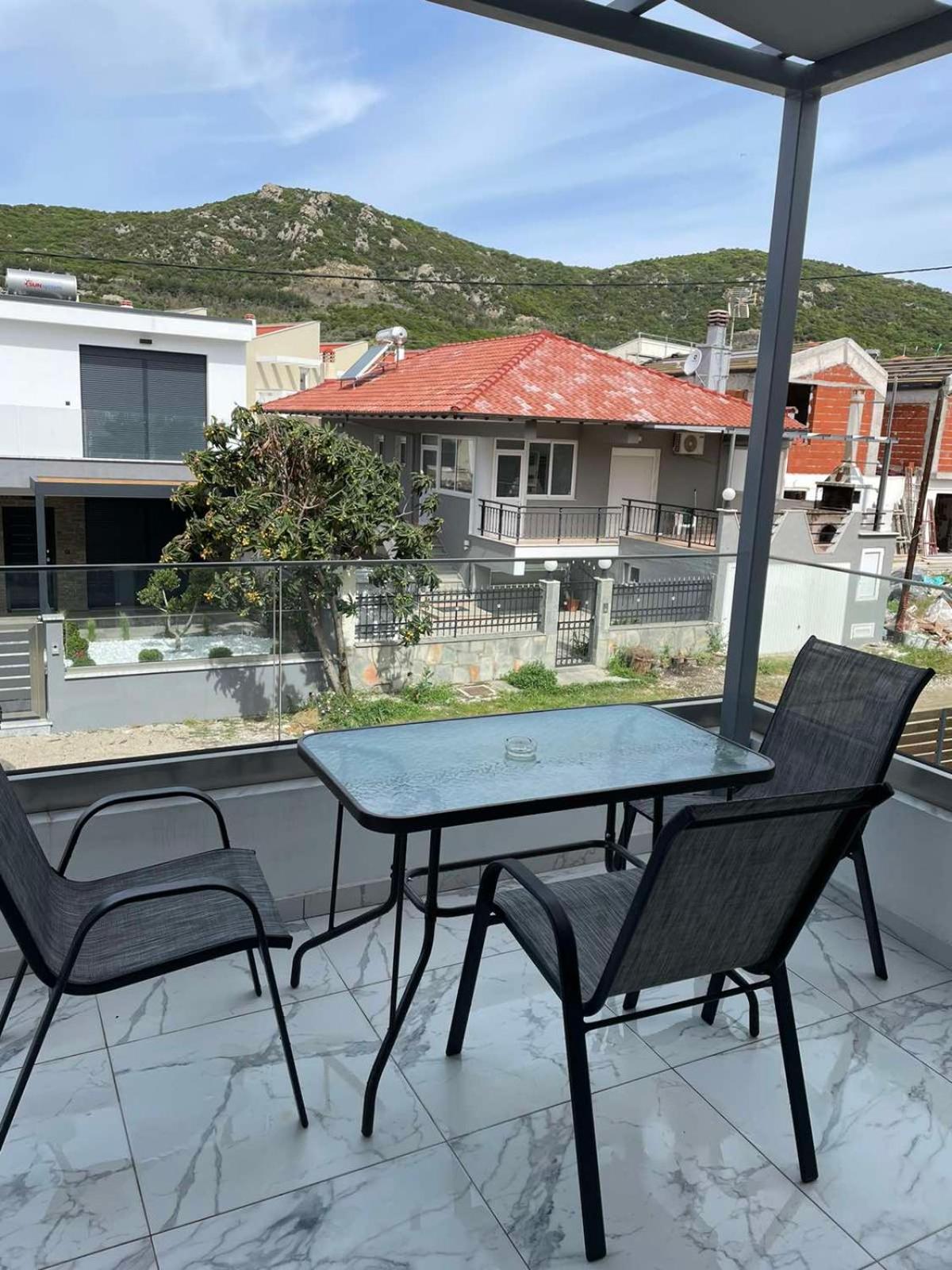 Chara'S House Apartment Kavála ภายนอก รูปภาพ