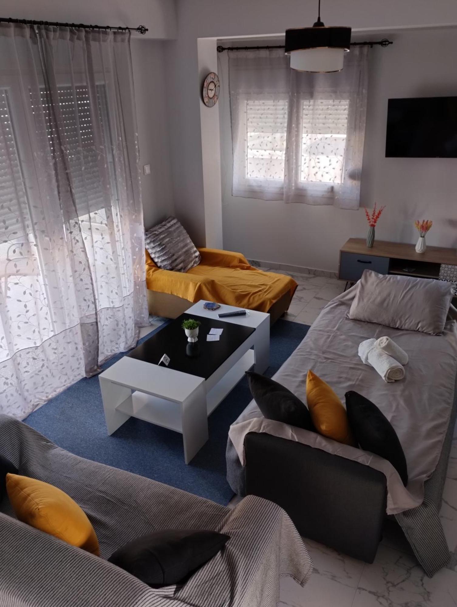 Chara'S House Apartment Kavála ภายนอก รูปภาพ