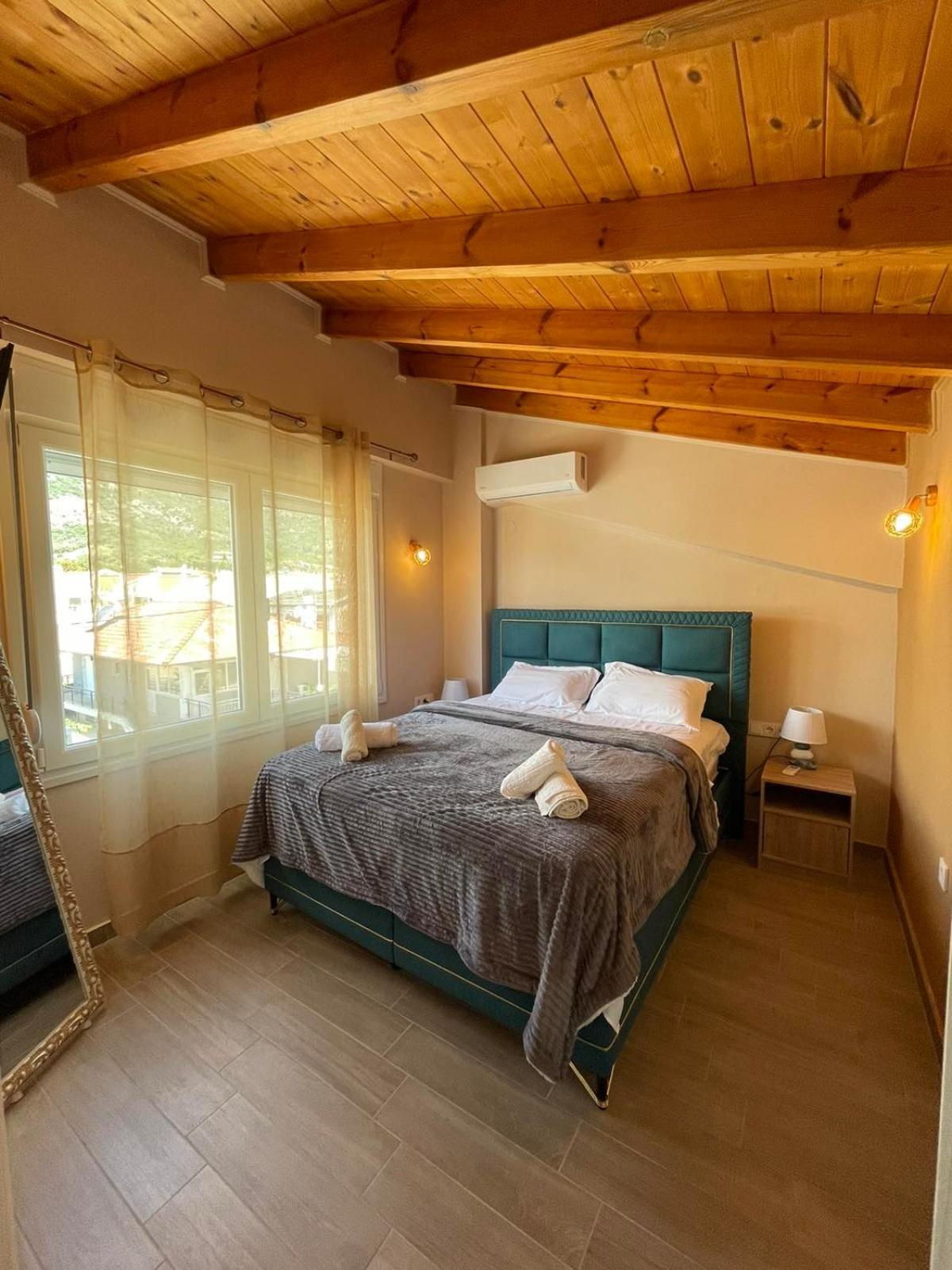 Chara'S House Apartment Kavála ภายนอก รูปภาพ