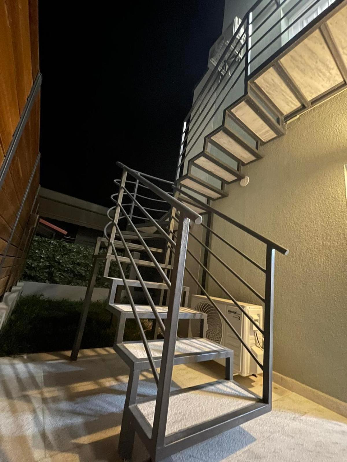 Chara'S House Apartment Kavála ภายนอก รูปภาพ