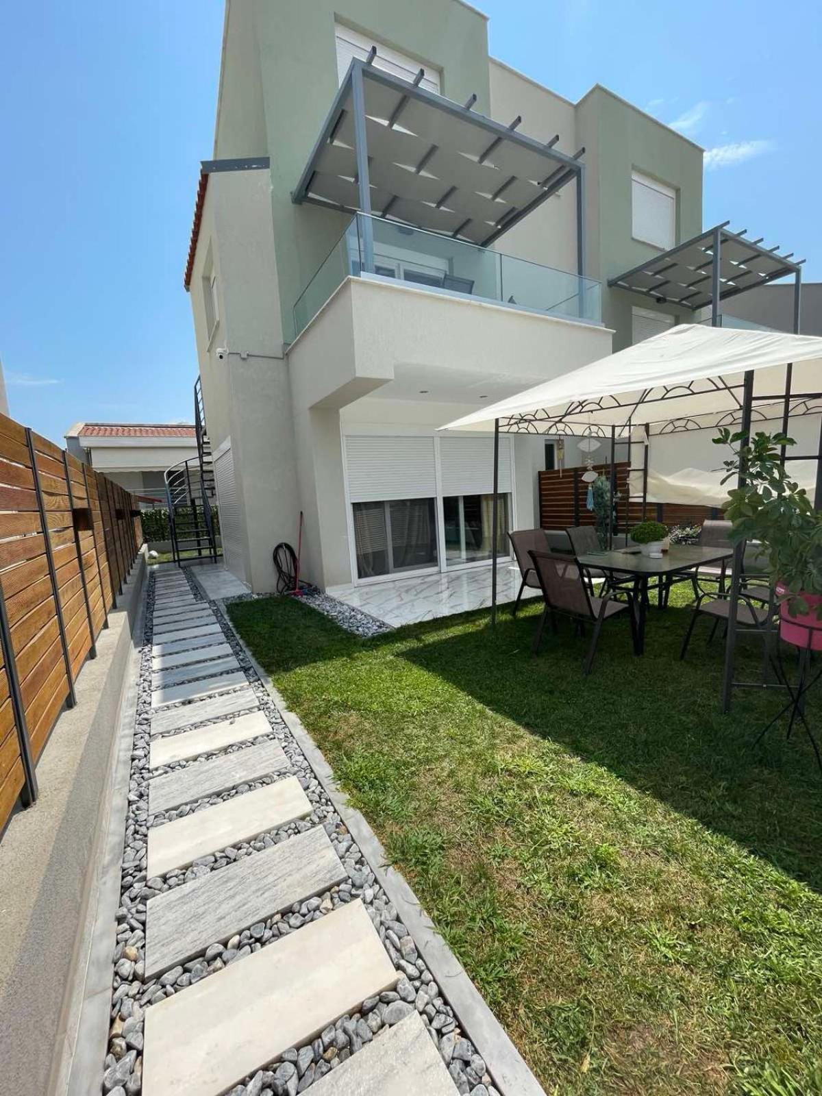 Chara'S House Apartment Kavála ภายนอก รูปภาพ
